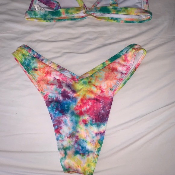 Tye Dye Bikini - Picture 3 of 4
